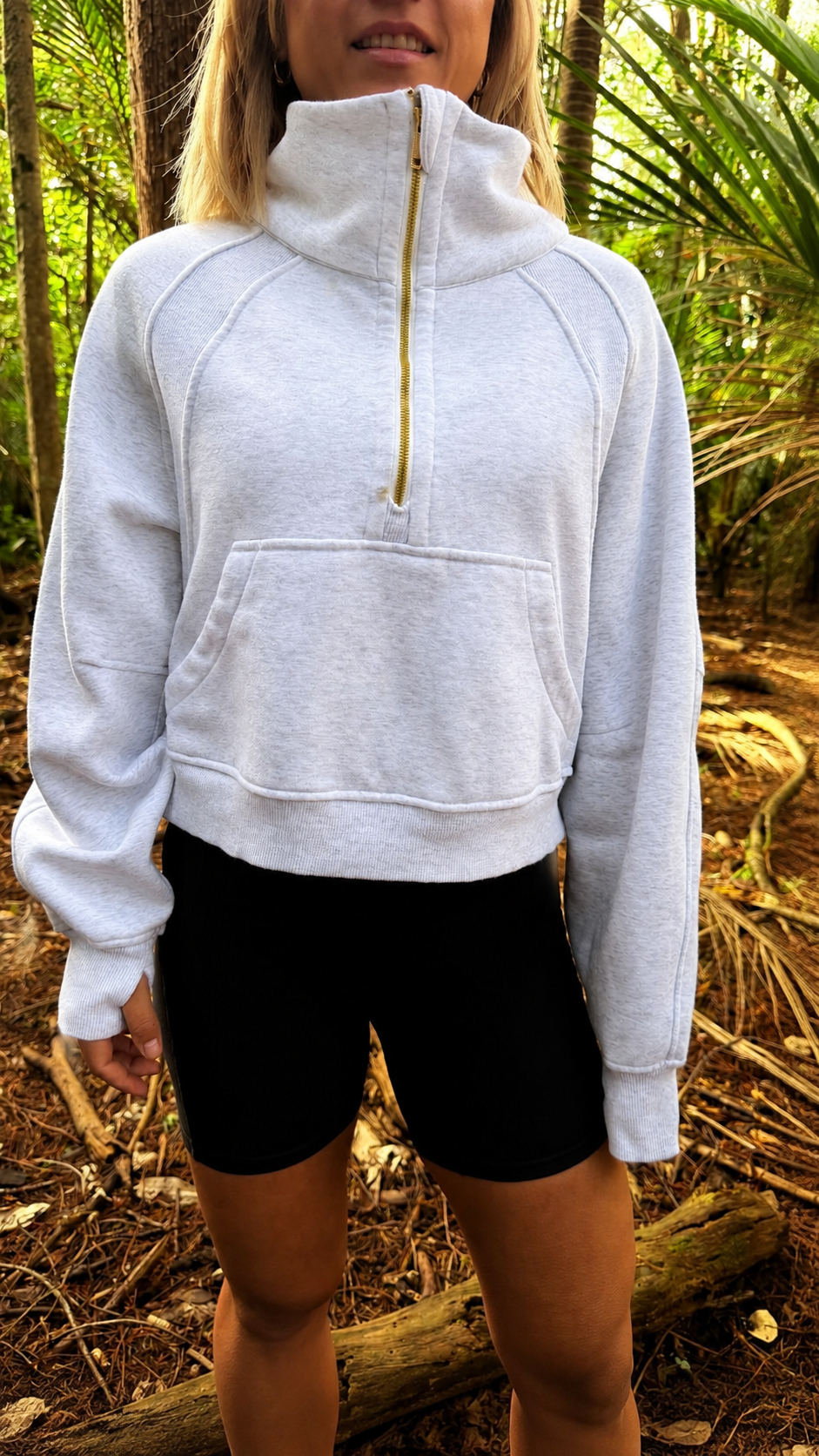 The WĀ Essential 1/4 Zip Fleece